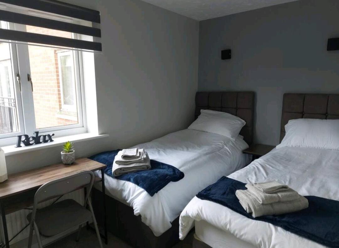 2 Bedroom Apartment Exhall Luaran gambar