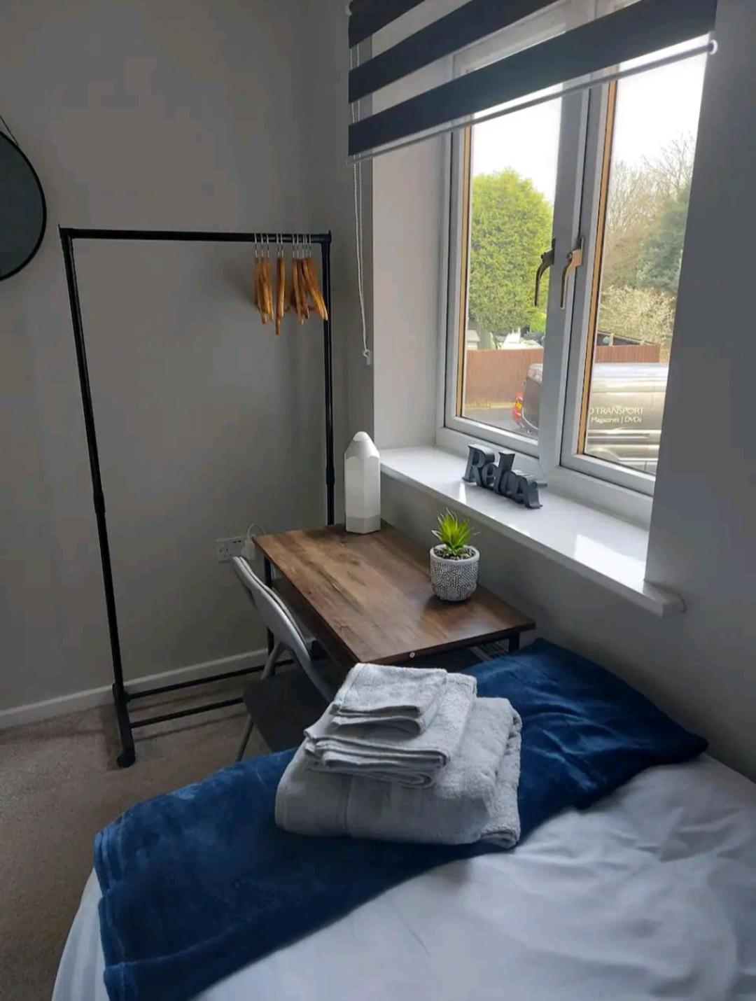 2 Bedroom Apartment Exhall Luaran gambar